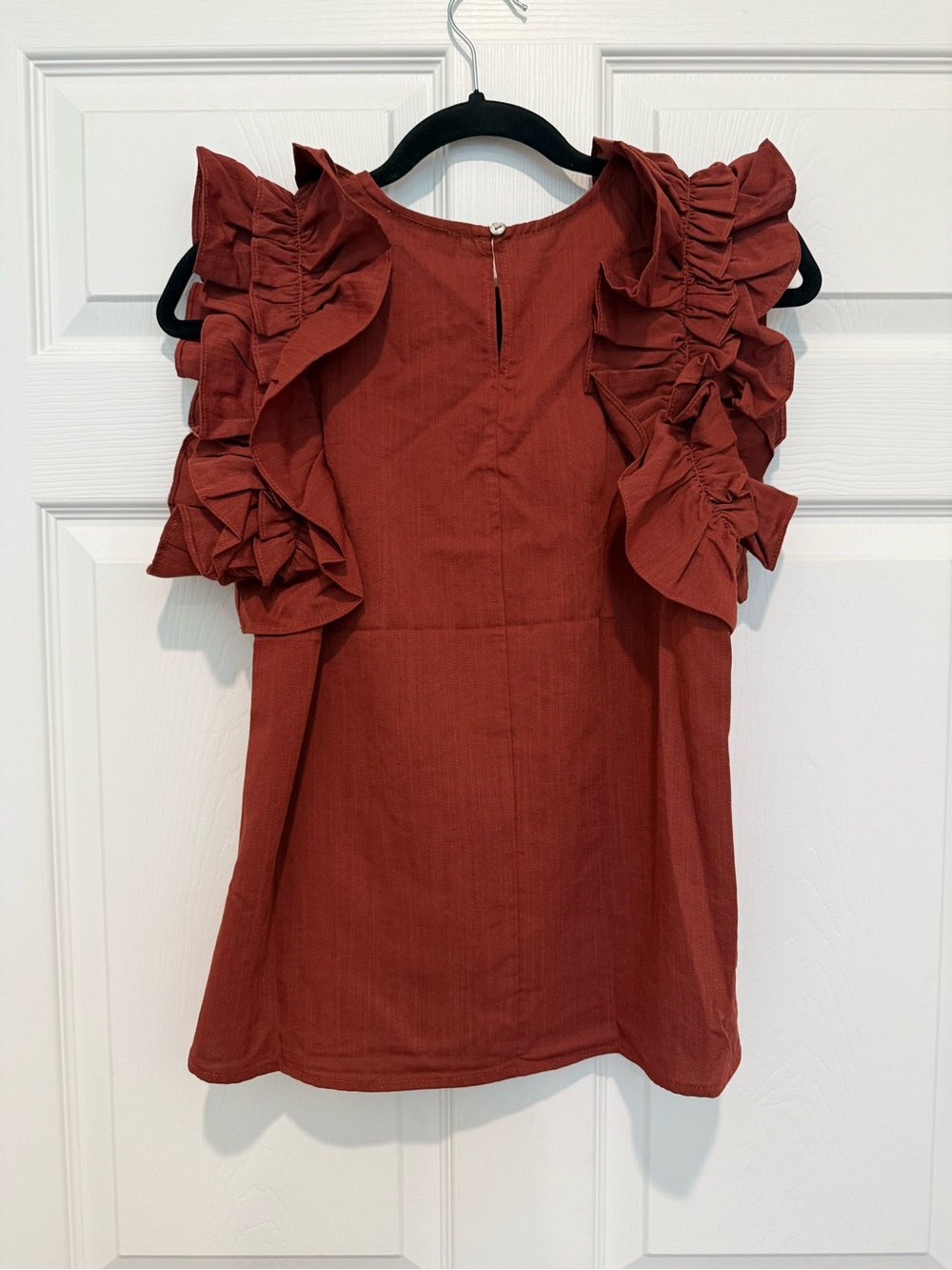 entro Rust Ruffle Sleeve Top - Picture 3 of 7